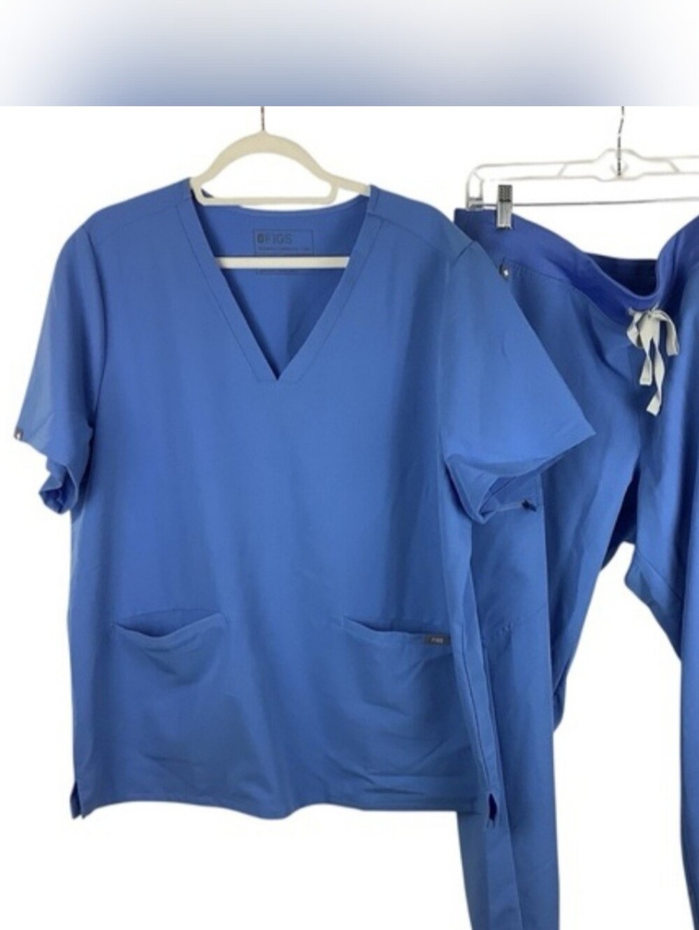NWT Figs Ceil Blue Casma Three Pocket Top and Zamora 2.0 Jogger Scrubs